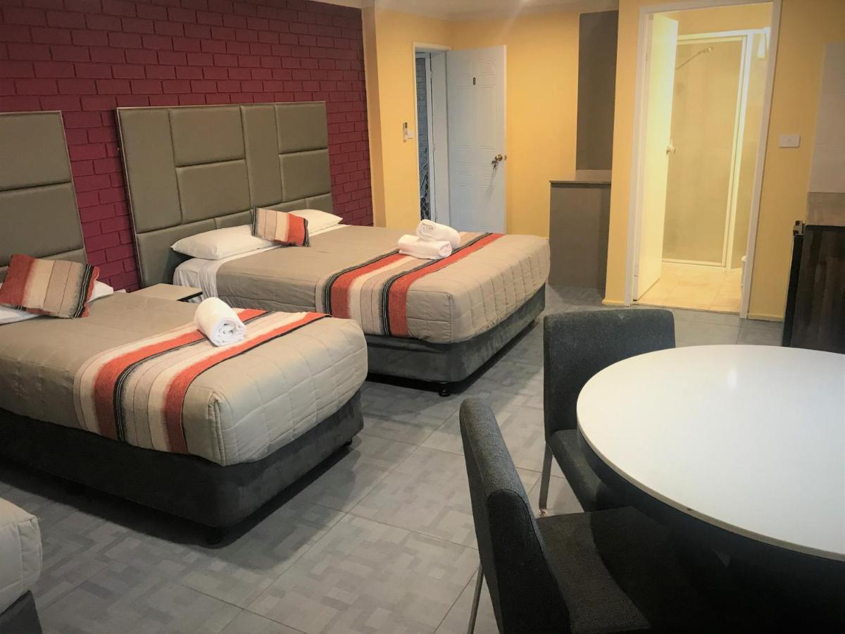 Toukley Motor Inn Exteriör bild