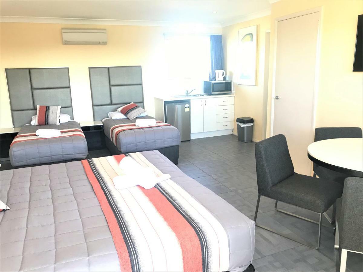 Toukley Motor Inn Exteriör bild